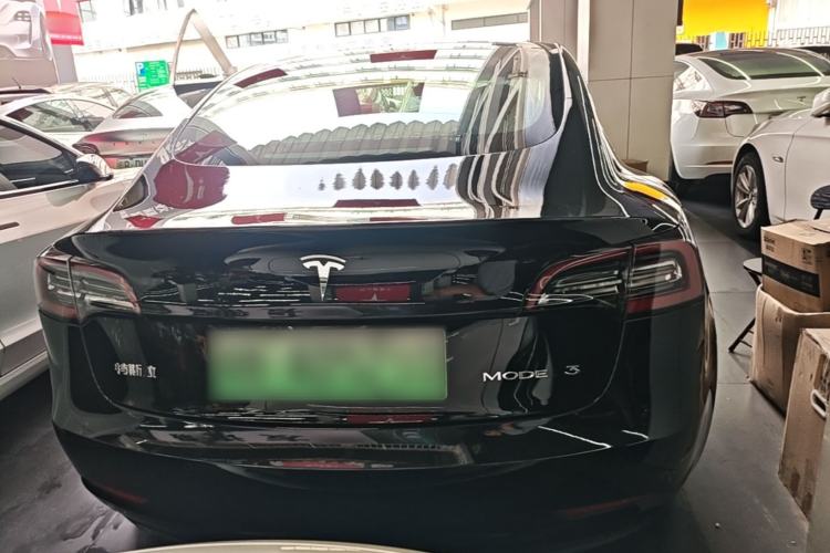 Tesla Model 3 2020 — 5