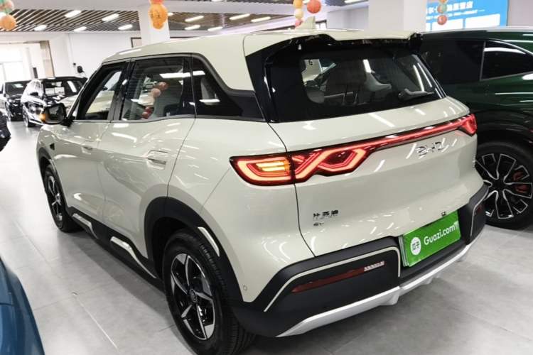 BYD Yuan UP 2025 — 4