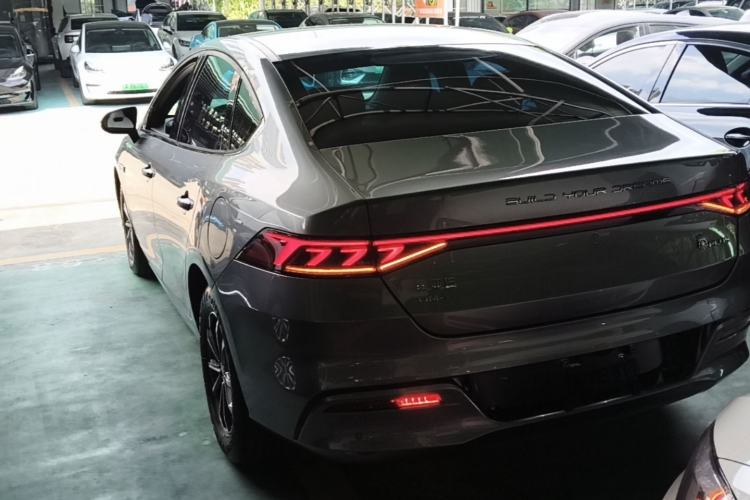 BYD Qin Plus 2023 — фото 4