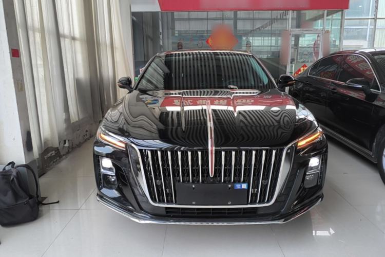 Hongqi H5 2025 — 2