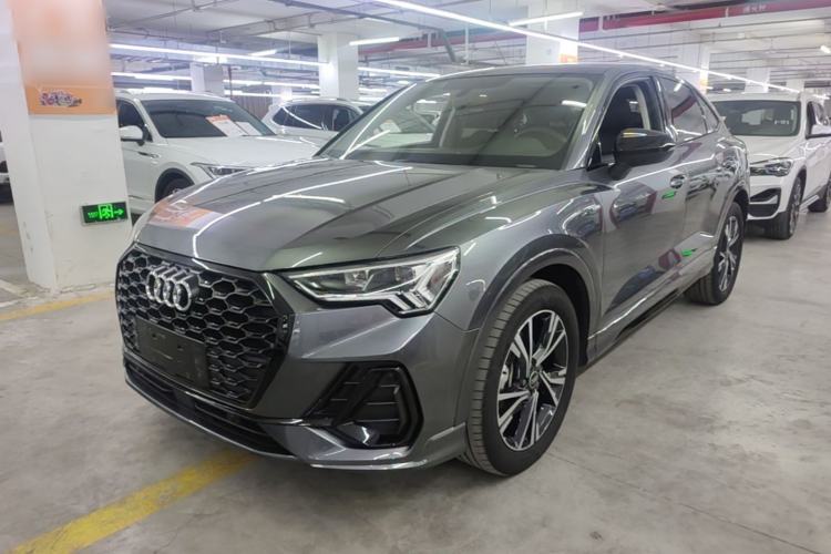 Audi Q3 Sportback 2022 — фото 1