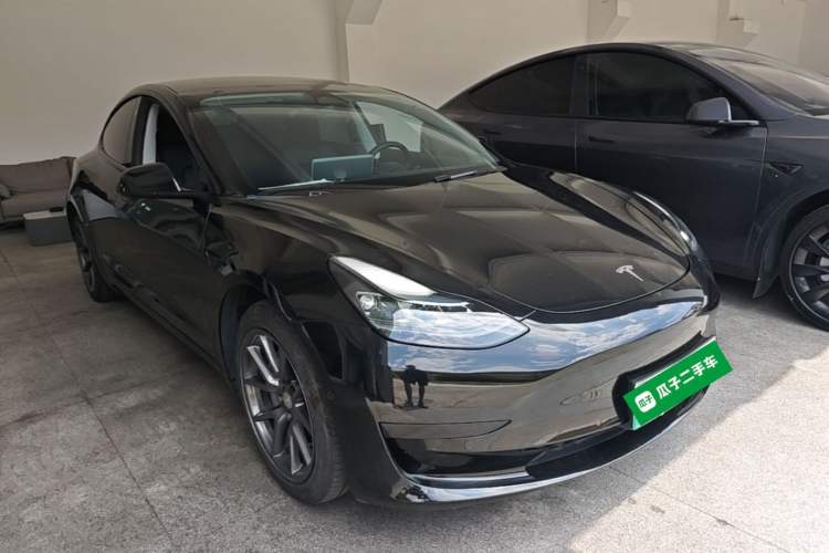 Tesla Model 3 2022 — 3