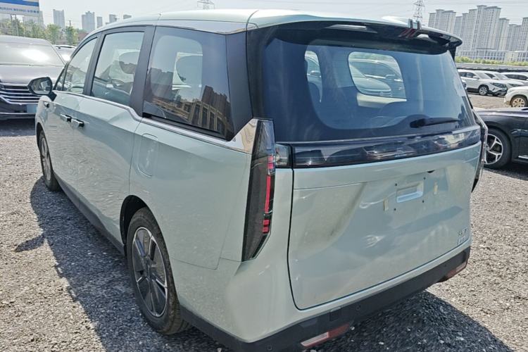 Maxus Dajia 7 2024 — 4