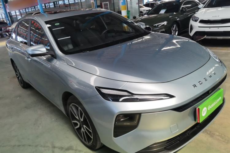 Roewe D6 2025 — 3