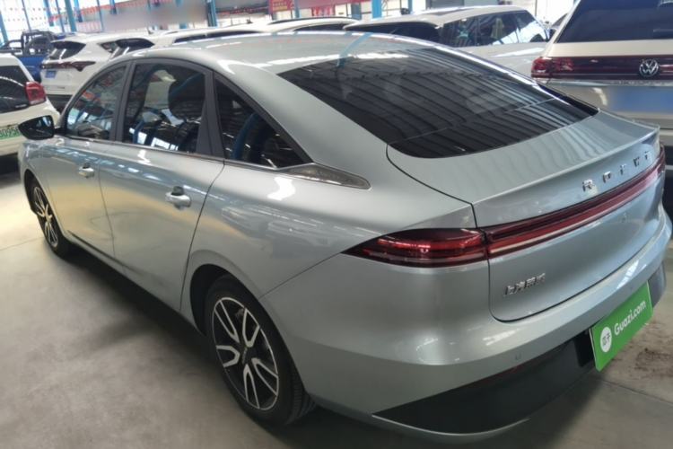 Roewe D6 2025 — 4
