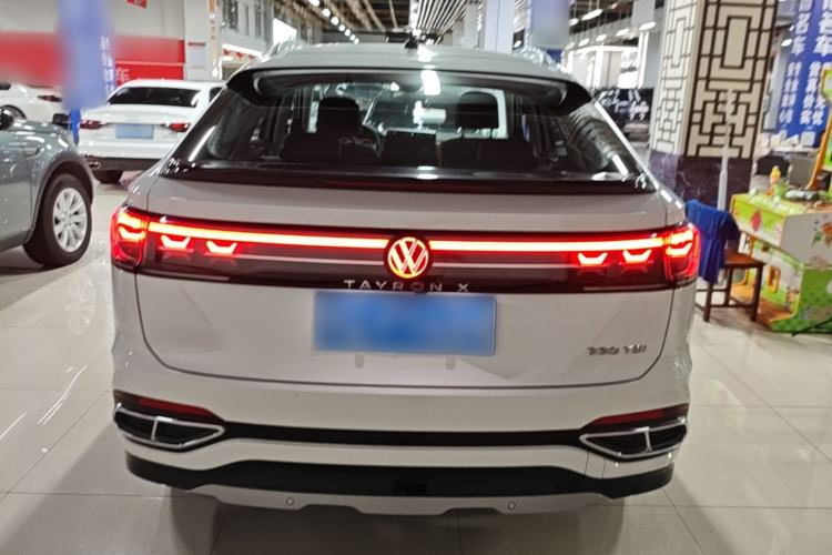 Volkswagen Tayron X 2023 — 5