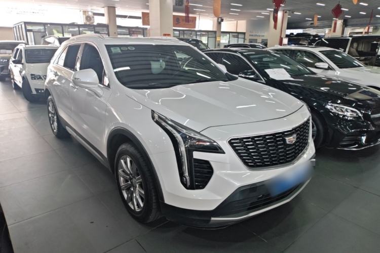 Cadillac XT4 2020 — фото 3