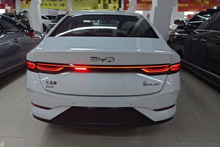 BYD Qin Plus 2025 — фото 5
