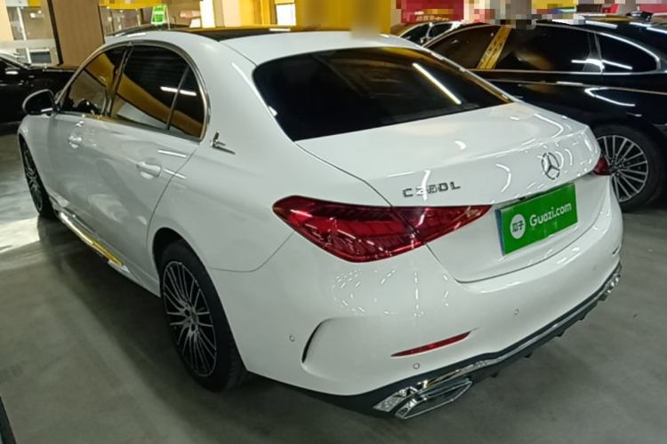 Mercedes-Benz C 260 L 2023 — фото 4