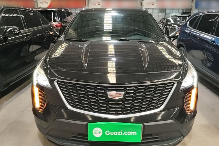 Cadillac XT4 2022 — фото 2