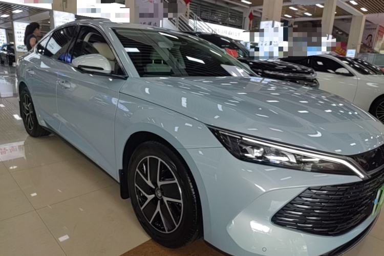 BYD Qin L 2024 — 3