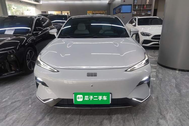 Geely Galaxy E8 2024 — 2