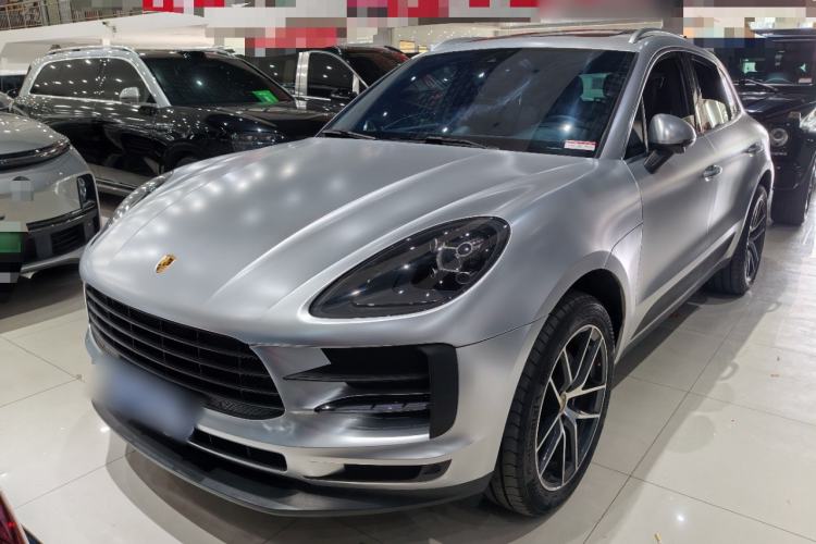Porsche Macan 2020 — фото 1