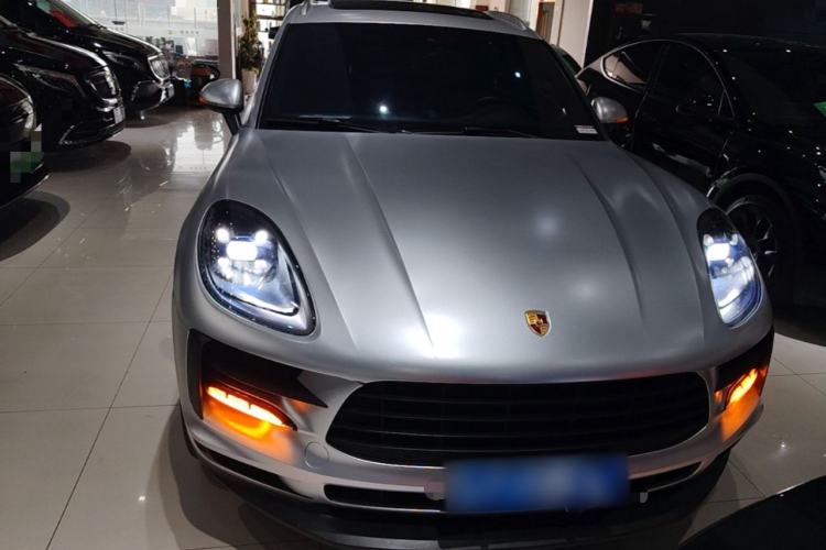 Porsche Macan 2020 — фото 2