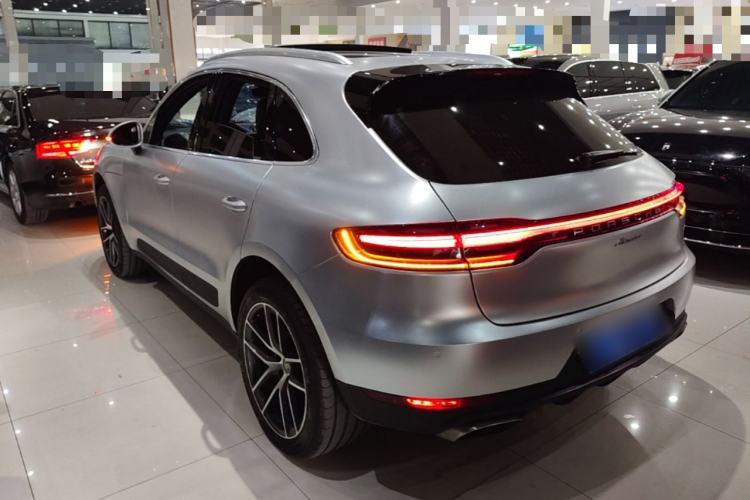 Porsche Macan 2020 — фото 4