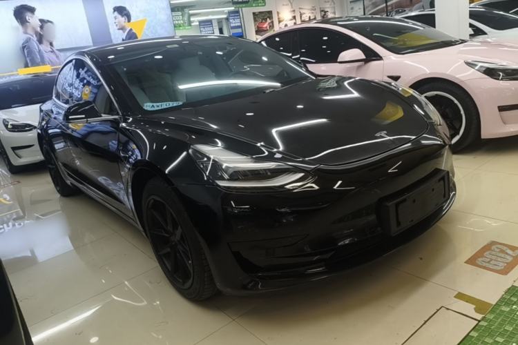 Tesla Model 3 2020 — 3