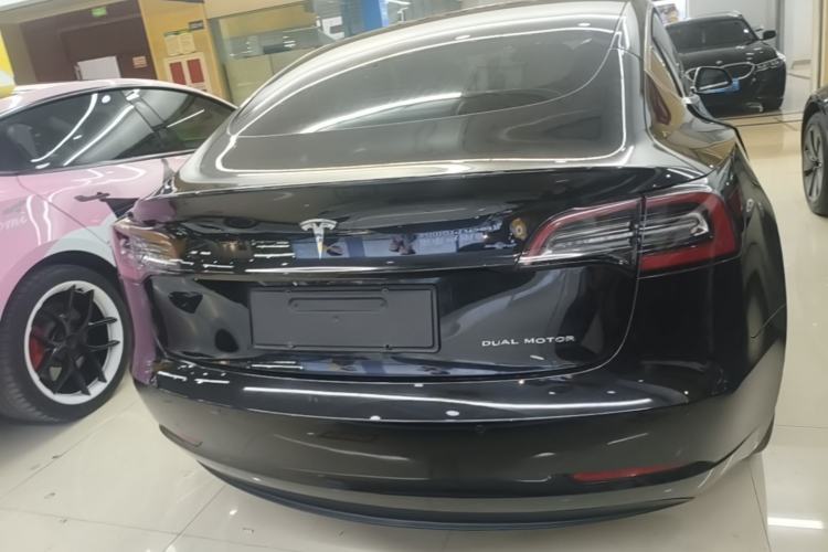 Tesla Model 3 2020 — 5