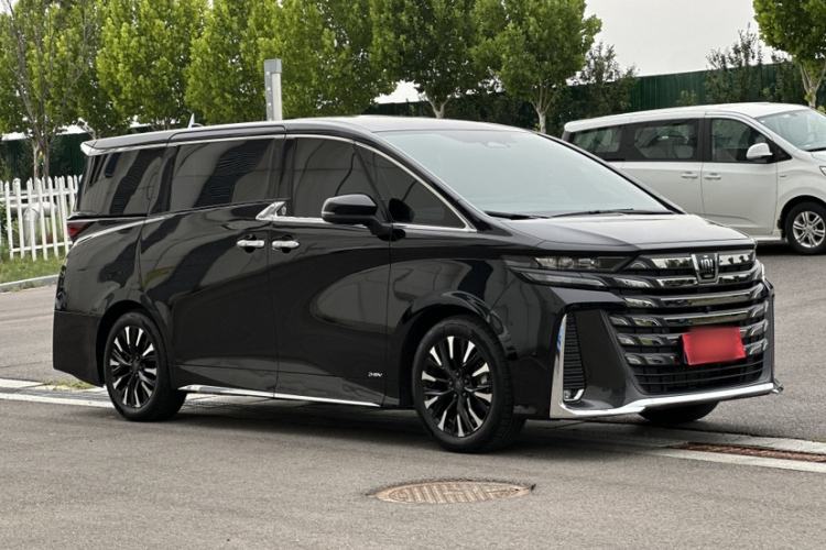 Toyota vellfire 2024 — фото 2