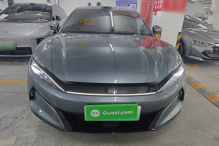 BYD Han L 2025 — 2