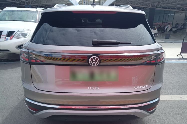 Volkswagen ID.6 CROZZ 2022 — 5