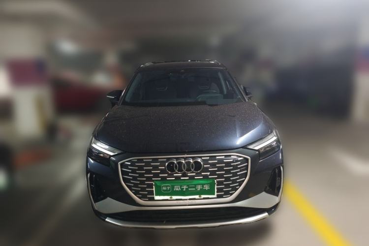 Audi Q4 e-tron 2022 — 2
