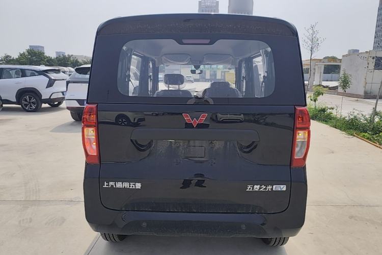 Wuling Zhiguang New Energy 2025 — 5