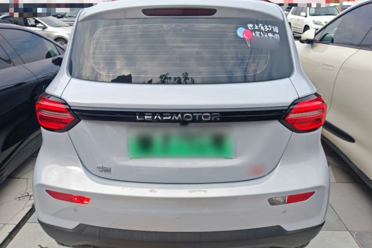 Leapmotor T03 2022 — 5
