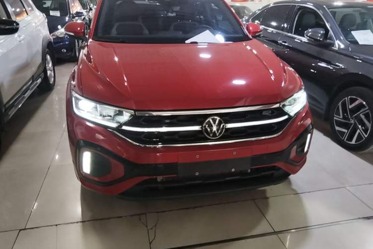 Volkswagen T-ROC 2023 — 2