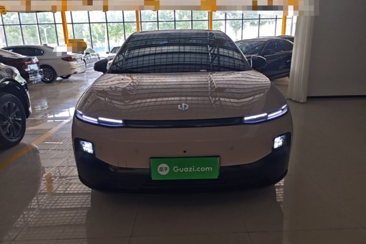 Leapmotor B01 2025 — 2