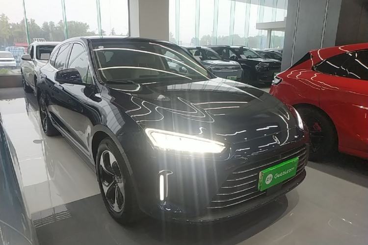 AITO M5 2022 — 3