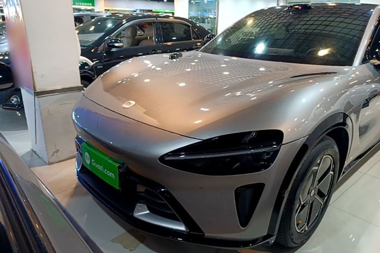 Xiaomi Auto YU7 2025 — фото 2