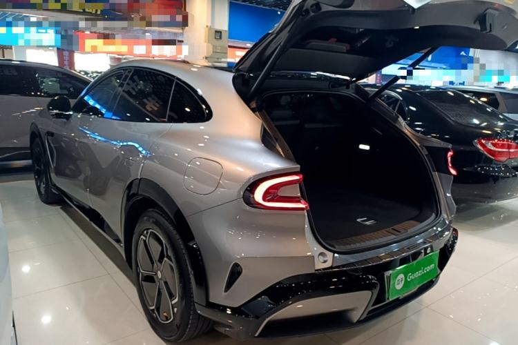 Xiaomi Auto YU7 2025 — фото 4