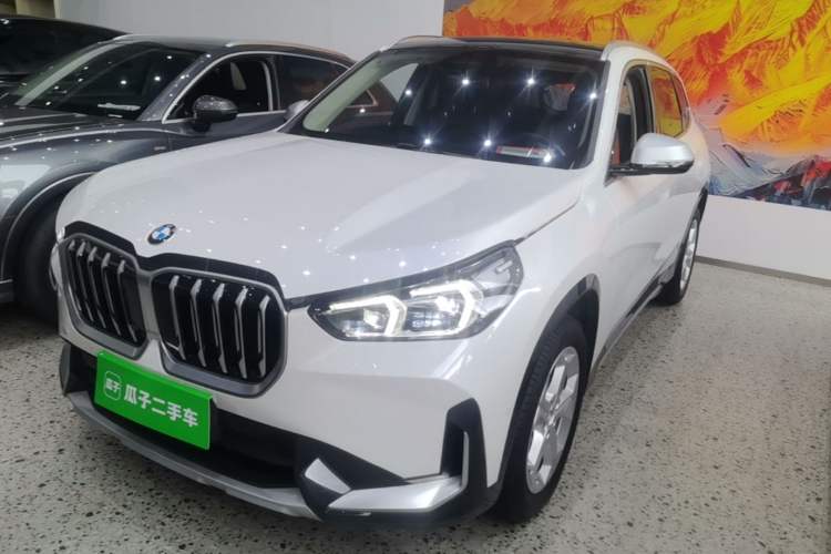 BMW X1 2023 — фото 1