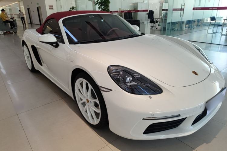 Porsche 718 2023 — 3