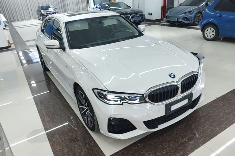 BMW 325Li 2020 — 3