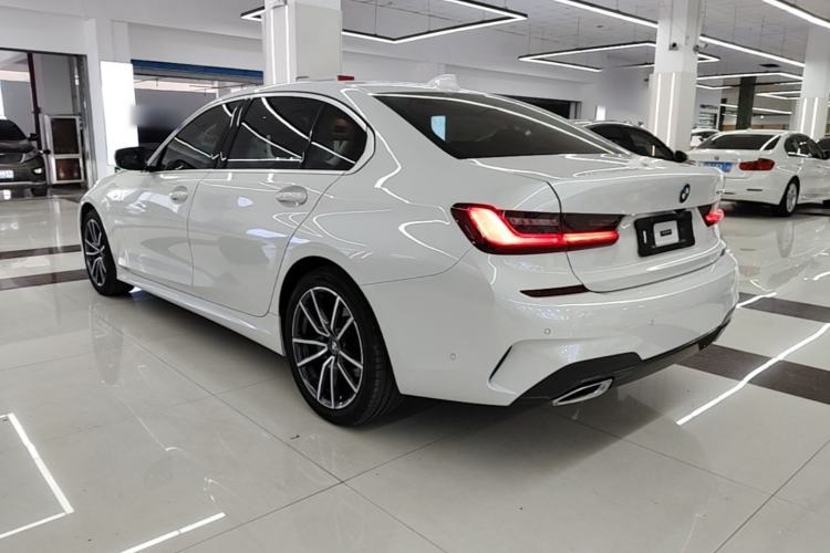 BMW 325Li 2020 — 4