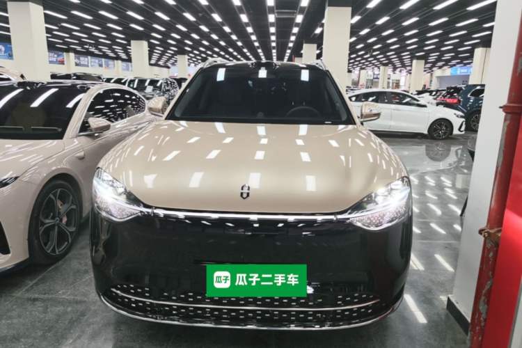 AITO M9 2025 — 2