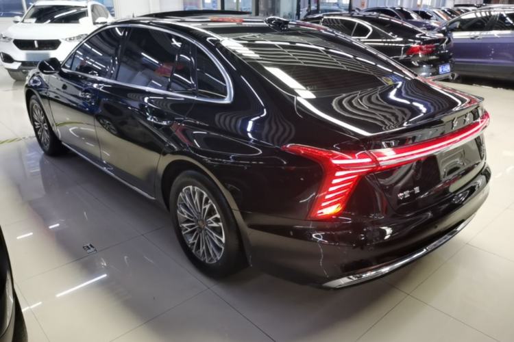 Hongqi H5 2024 — 4