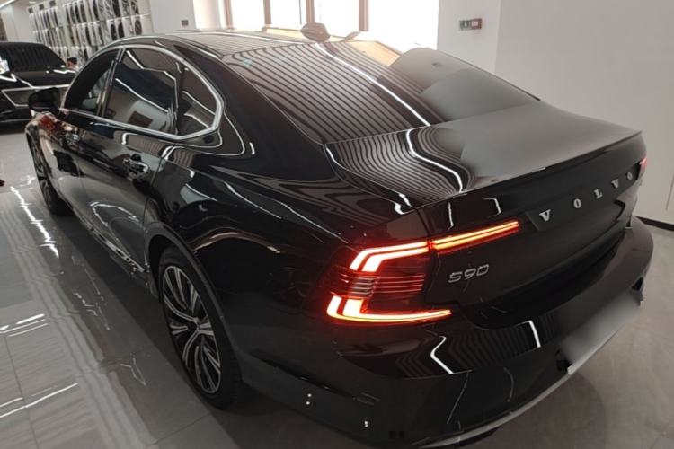 Volvo S90 2023 — фото 4