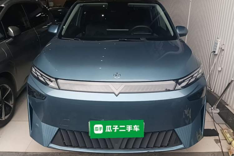 Venucia VX6 2024 — 2