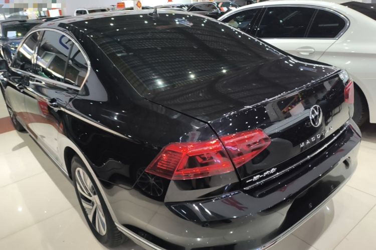Volkswagen Magotan GTE 2022 — 4