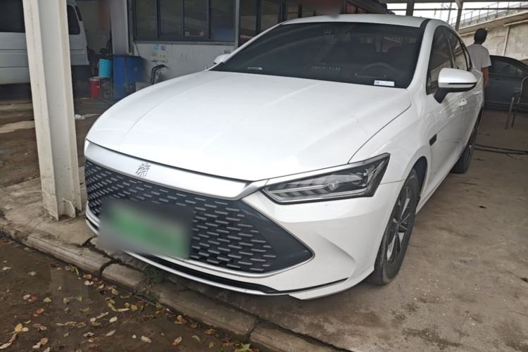 BYD Qin Plus 2023 — фото 1
