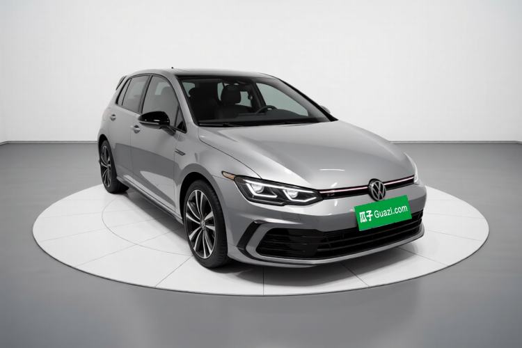Volkswagen Golf 2021 — 3