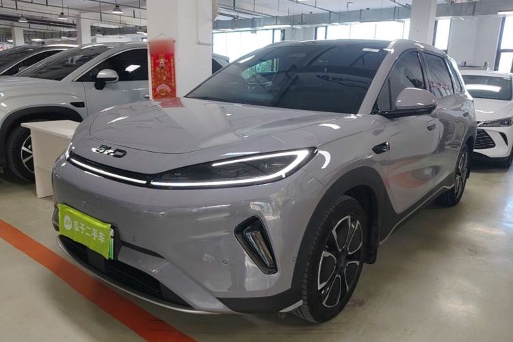 BYD sealion 05 dm i 2026 — фото 1