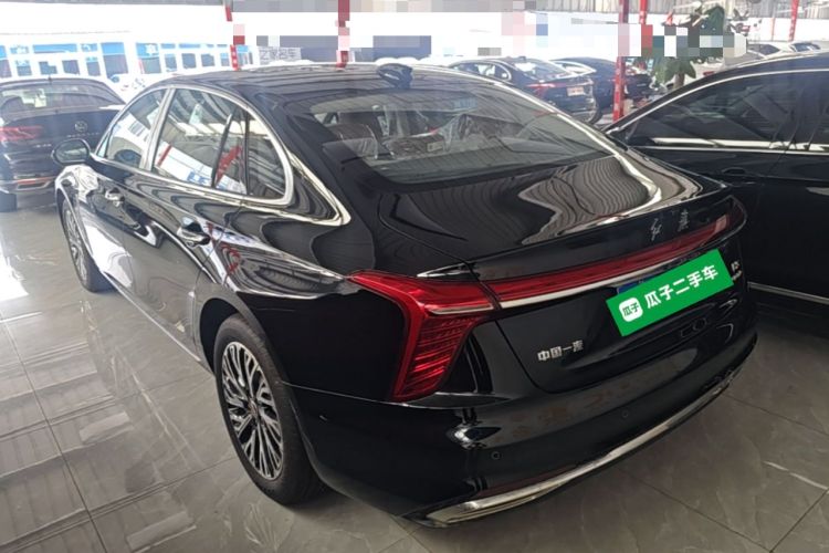 Hongqi H5 2025 — 4