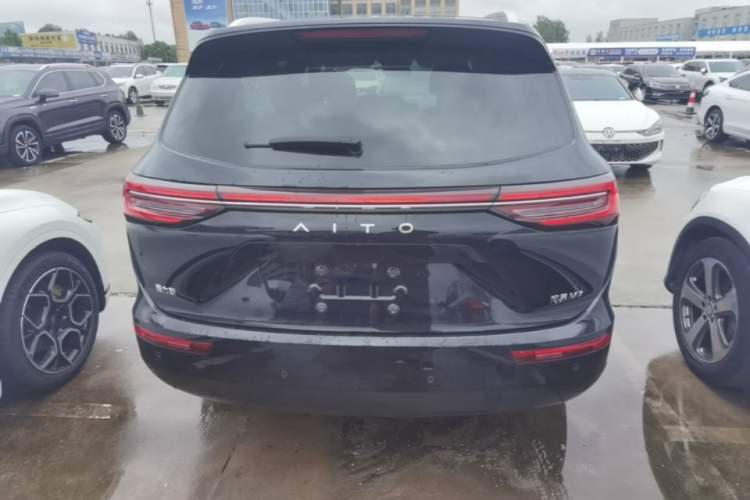 AITO M7 2024 — 5