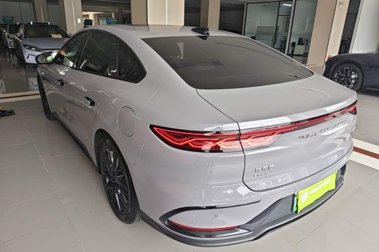 BYD Han 2025 — 4