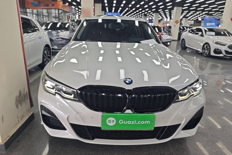BMW 325Li 2021 — 2