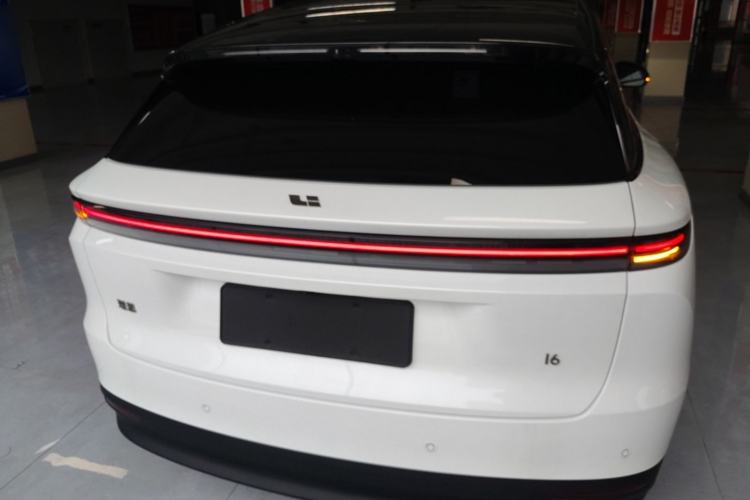 Li Auto i6 2025 — 5