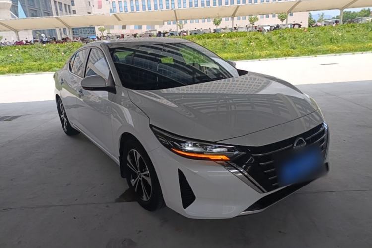 Nissan Sentra 2023 — 3